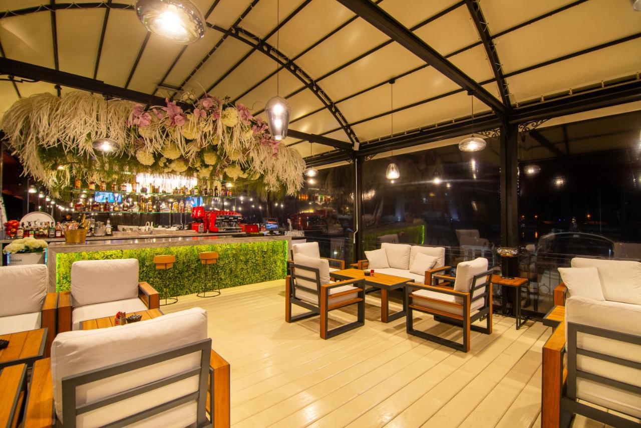 Hotel Mistral Balchik Exterior photo