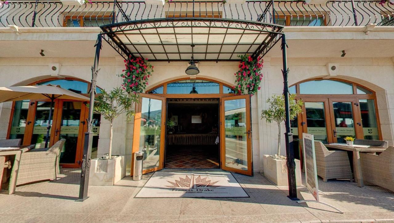 Hotel Mistral Balchik Exterior photo