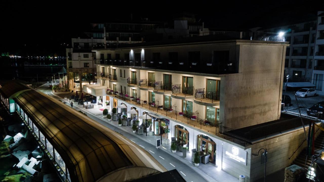 Hotel Mistral Balchik Exterior photo